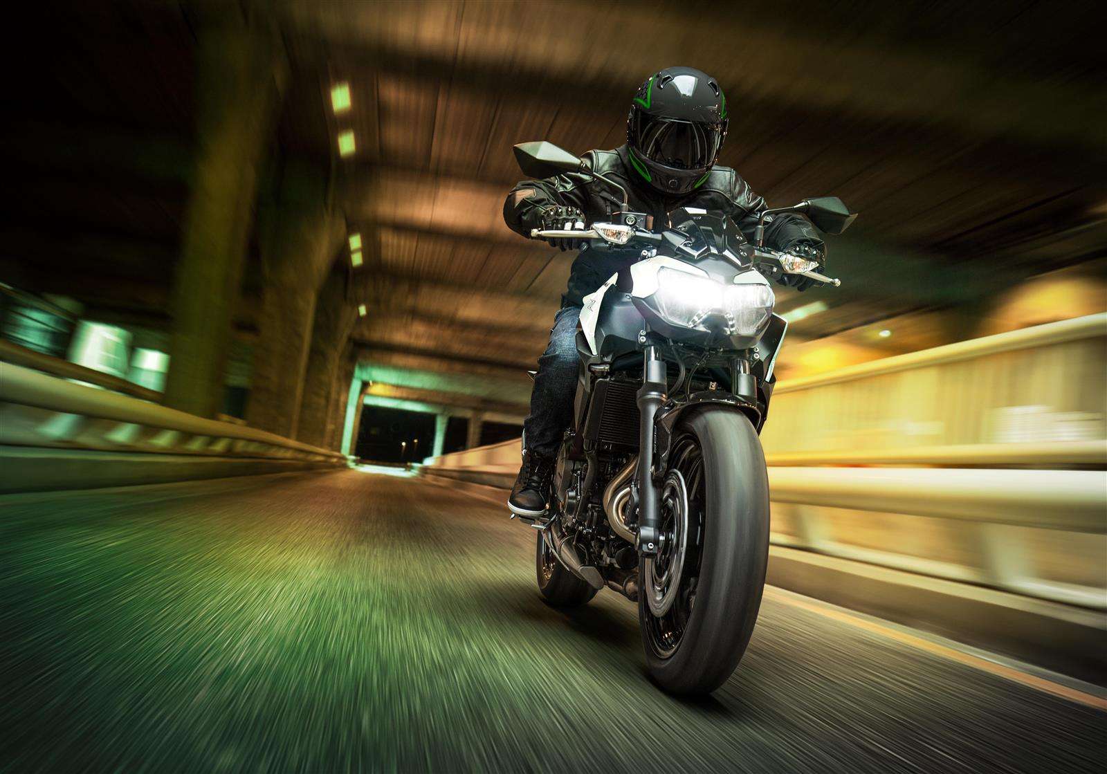 26ER650N_S_44TWT1AFA2CG_C