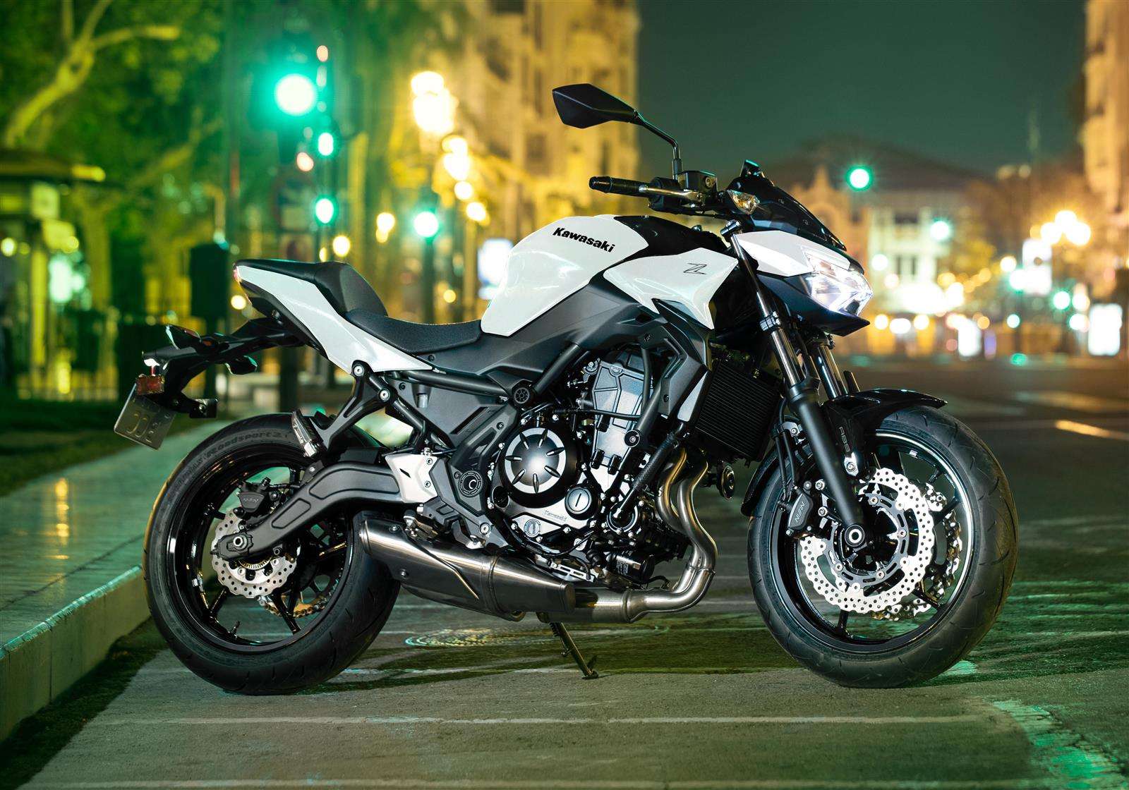 Jazda w deszczu motocyklem – jak nie popełnić podstawowych błędów?