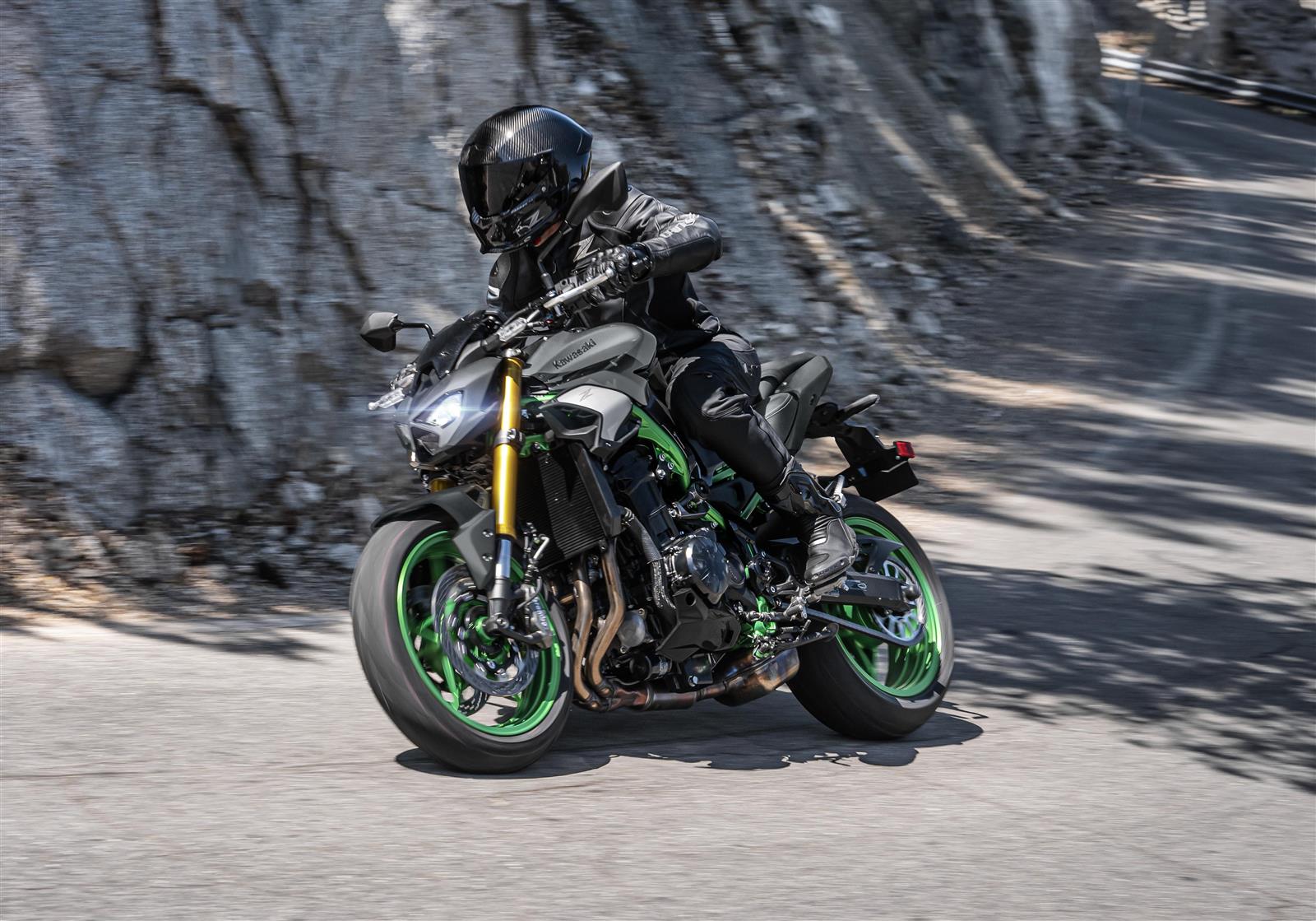 26ZR900T_40TGY2ALF2CG_A