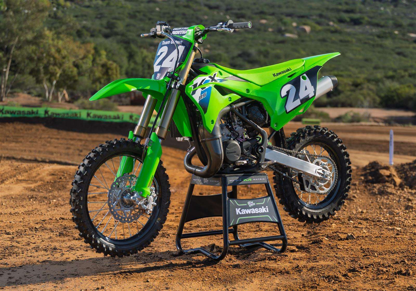 26KX85E_201AGN1ALFA3CG_A.002